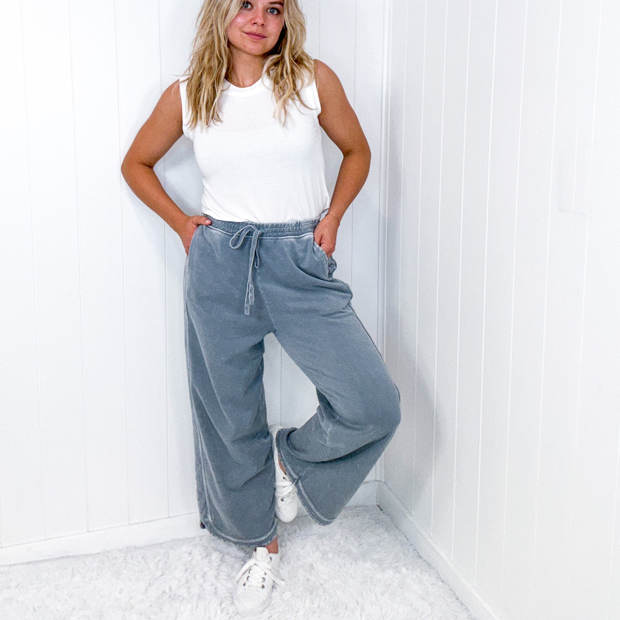 So Comfy Pull on Wide Leg Pull on Palazzo Pants in 4 Colors - Boujee Boutique 