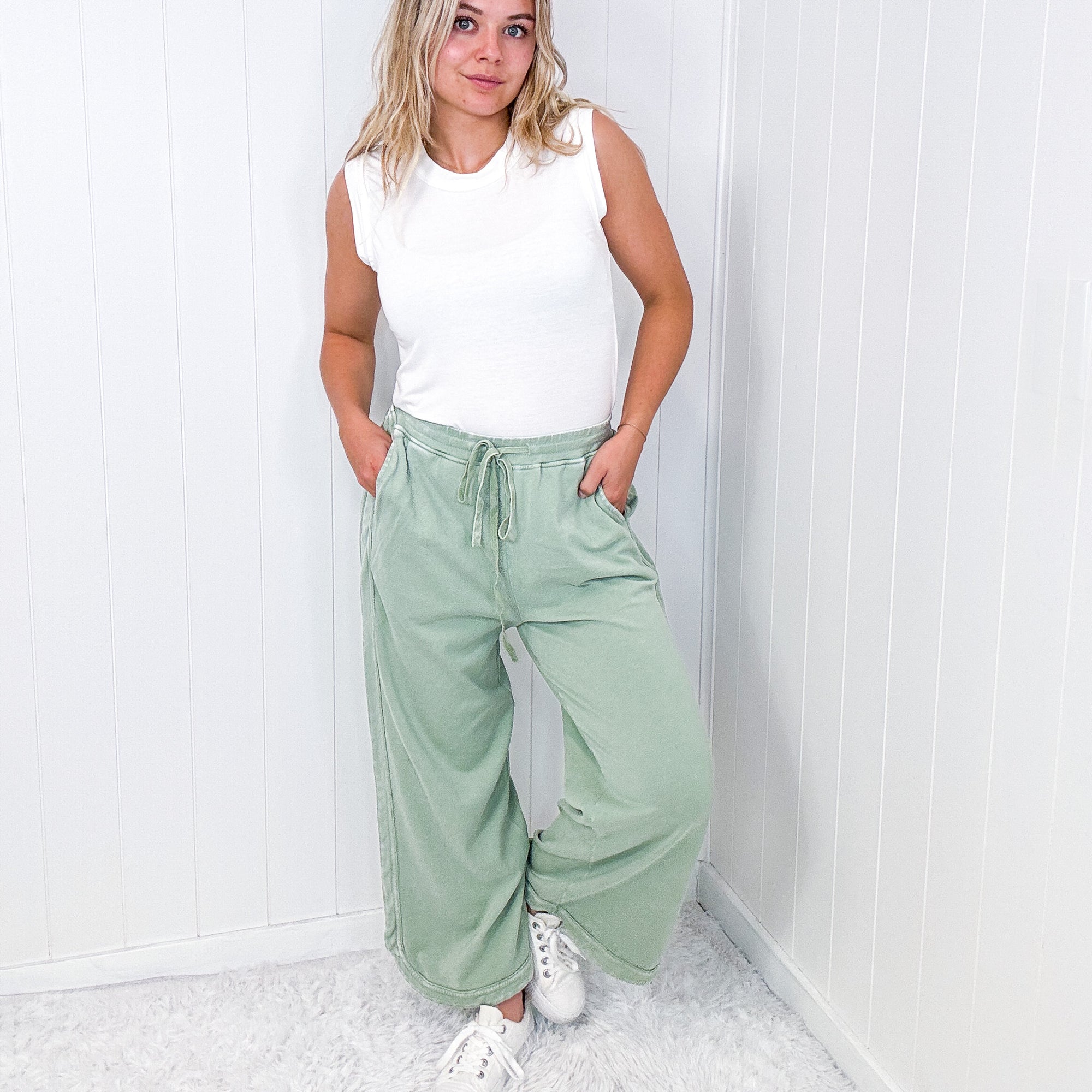 So Comfy Pull on Wide Leg Pull on Palazzo Pants in 4 Colors - Boujee Boutique 