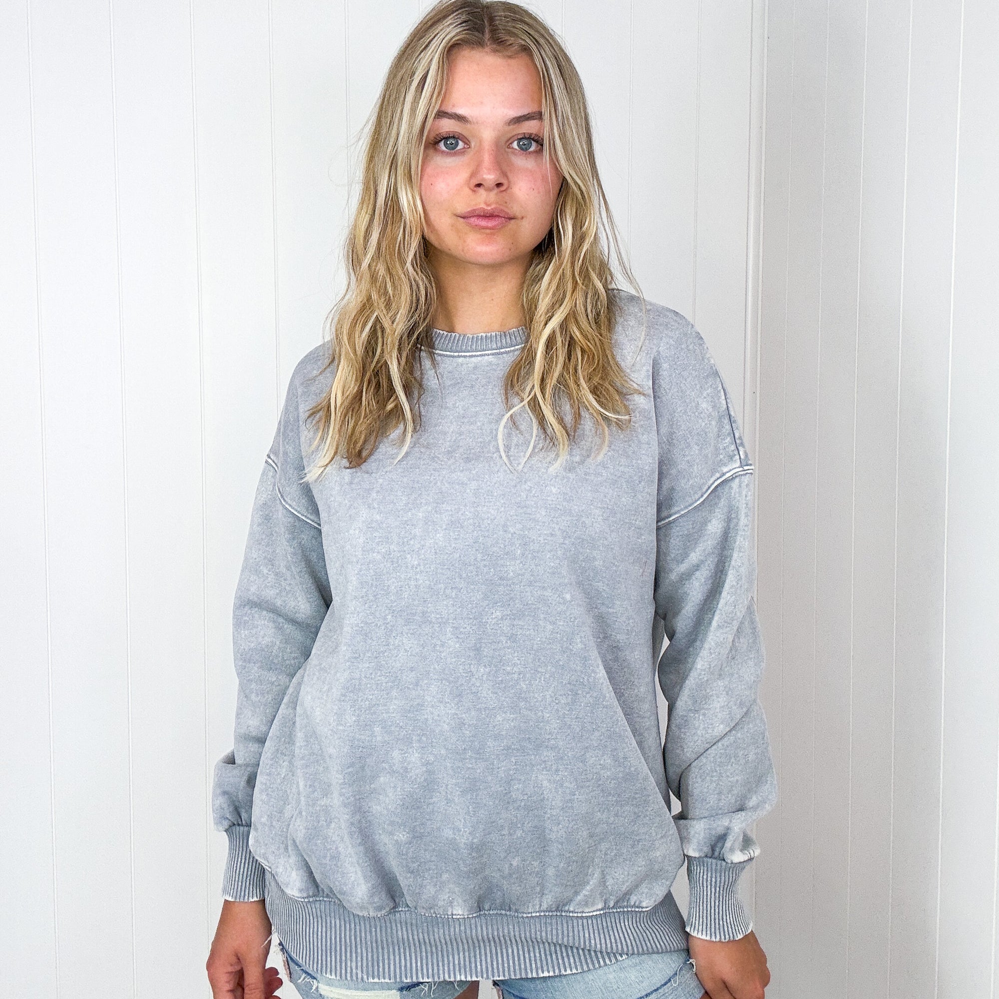 Relax and Recharge Lightweight Crewneck Pullover in 4 Colors - Boujee Boutique 