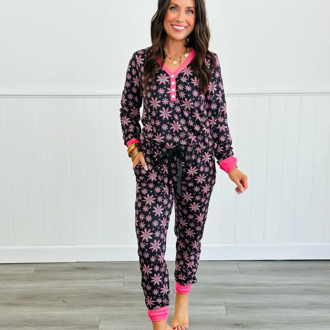 Pre-Order Christmas Pink Snowflake Long Sleeve Jogger Pajama Set - Boujee Boutique 