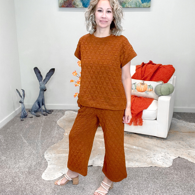 Rust 2025 cropped trousers